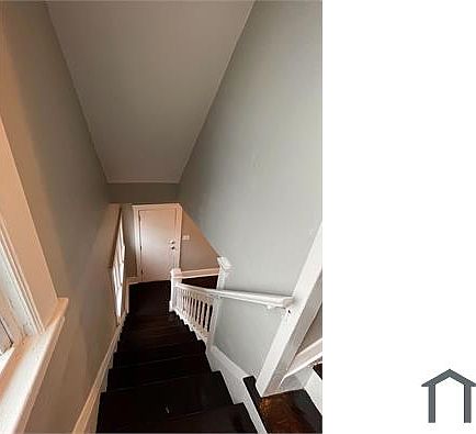3rd image of 3293 E 139th St