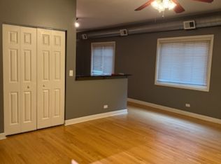 2410 W Flournoy St APT 3, Chicago, IL 60612