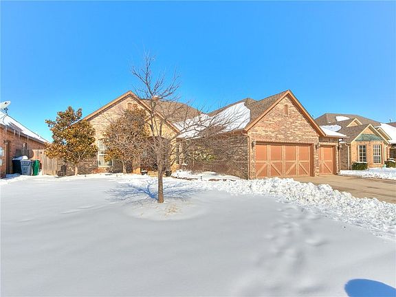3rd image of 1509 NW 175th Ct
