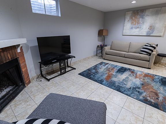 5th image of 7591 Scholfield Rd #2513
