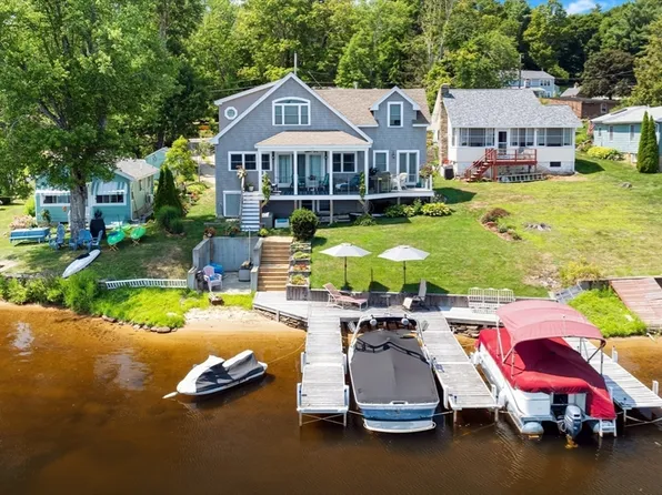 121 Maple St, East Brookfield, MA 01515