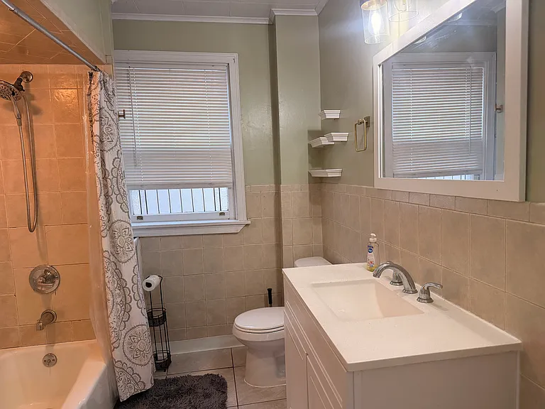 45 Welles St — Photo 22