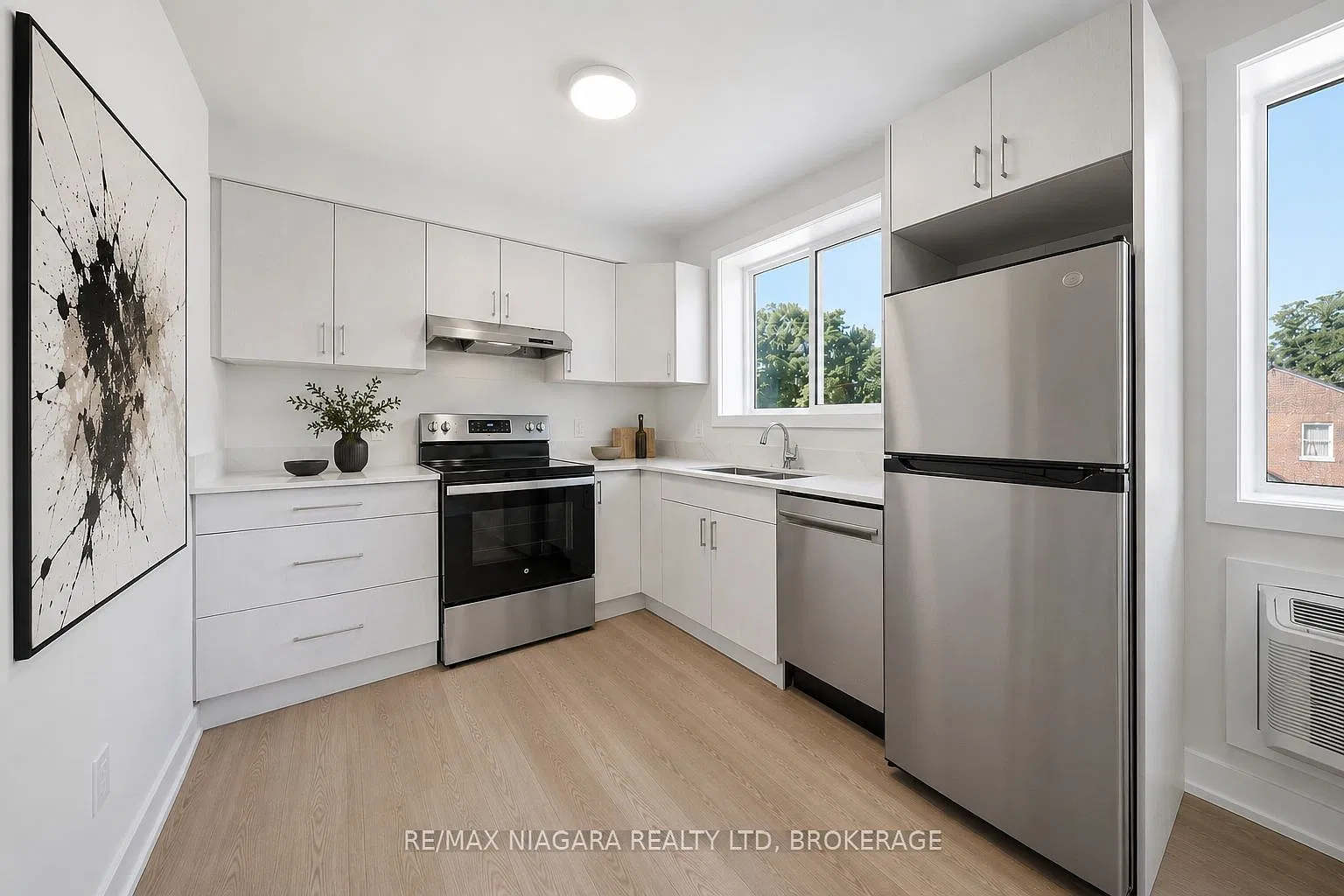 140 Church St — Photo 3