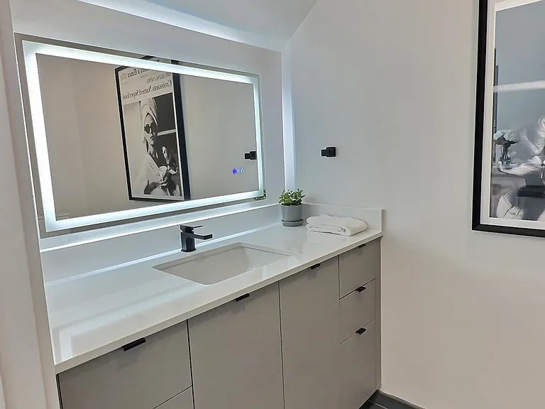 3030 Potomac Ave #Townhouse 6 — Photo 12