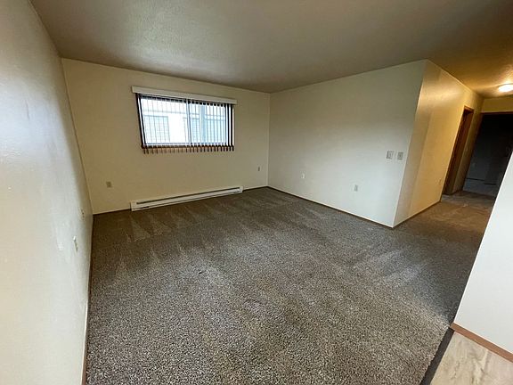 5th image of 3220 9th St S #203