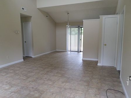 5th image of 308 Antler Dr