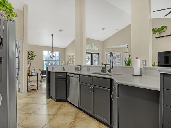 1611 Yachtman Place, Wellington, FL 33414