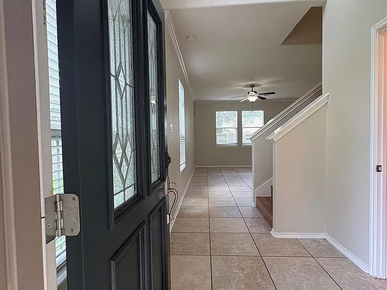 24514 Haywards Crossing Ln — Photo 3