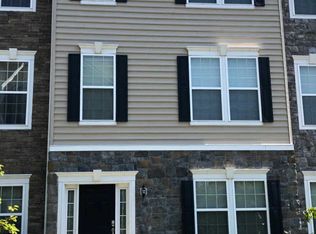 44089 Sun Devil Sq, Chantilly, VA 20152