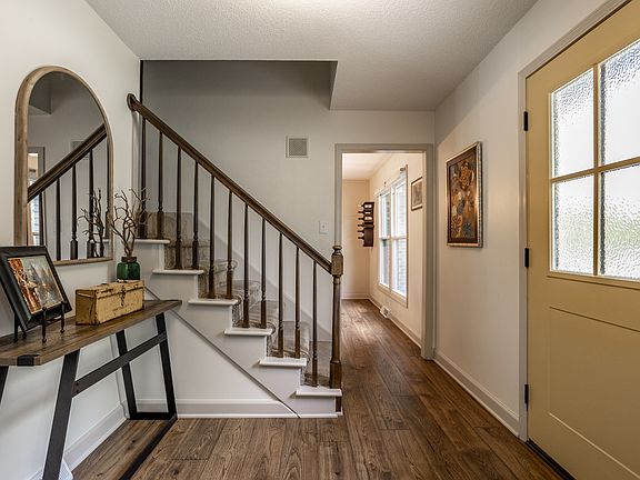 5th image of 3694 Stratford Pl