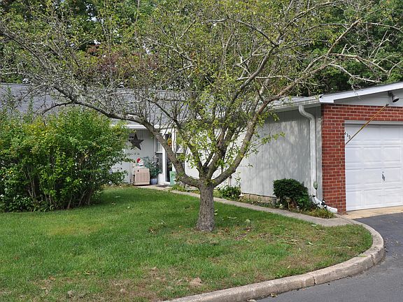 2nd image of 68D Dorchester Dr #1004