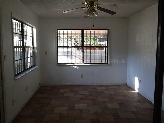 4th image of 5008 Terrace Village Ln