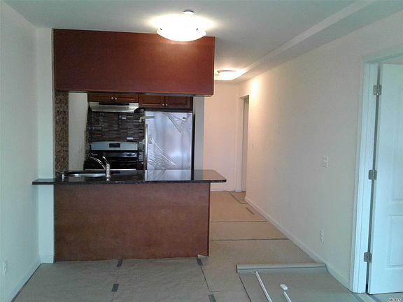 4th image of 84-42 Smedley St #7E