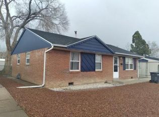 77 Hanson Ln, Pueblo, CO 81001