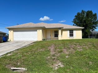 1047 Bassinger Ave S, Lehigh Acres, FL 33974