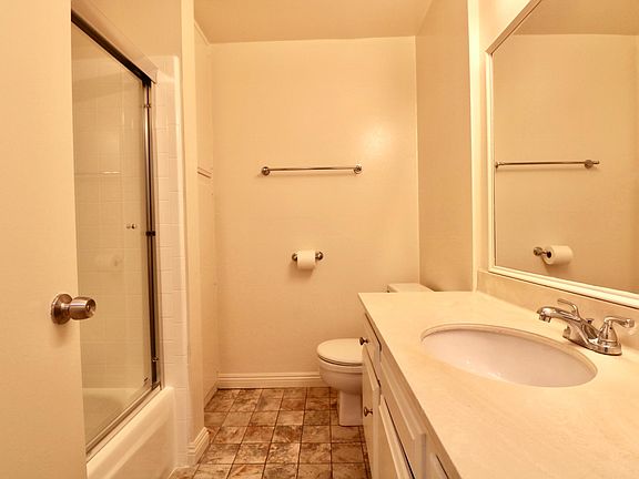 5th image of 611 S Prospect Ave Unit 102