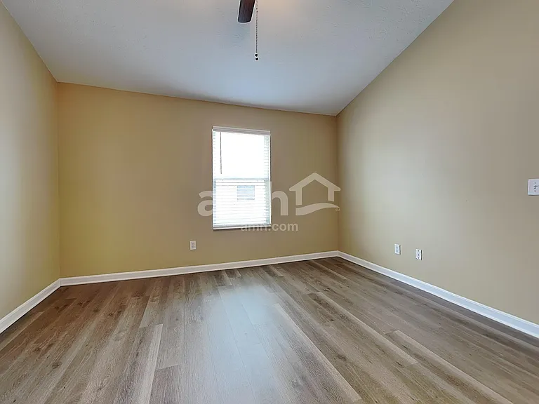 7783 Haverhill Ln — Photo 10