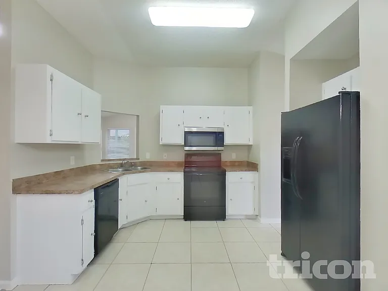 341 Silent Brook Trl — Photo 7