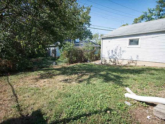 5th image of 4117 Saylor St