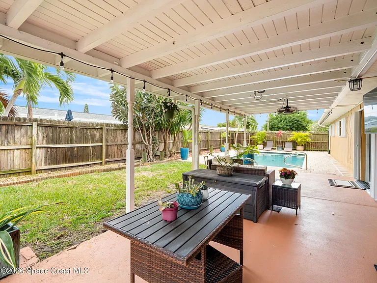 215 Jason Ct — Photo 23