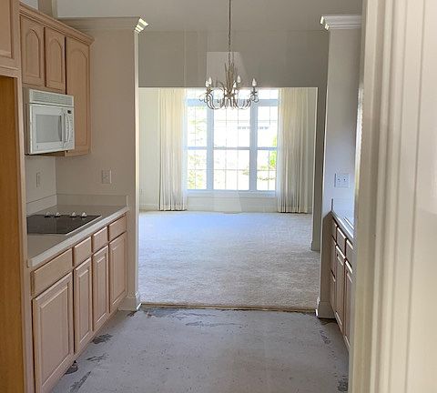 4th image of 370 Rosebury Ct #50