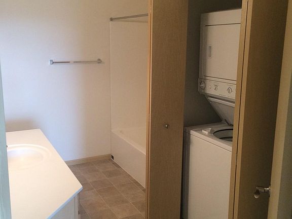 3rd image of 7165 Belle Fontaine Blvd Unit 106
