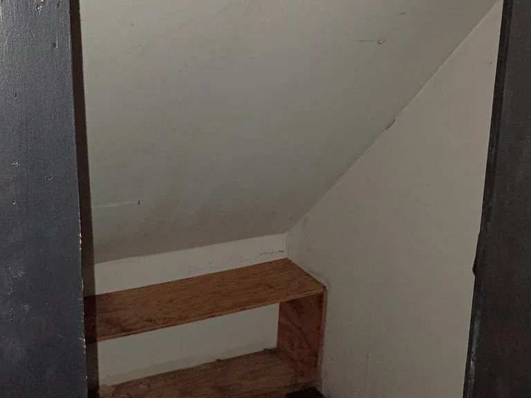 1501 W 2nd St — Photo 3
