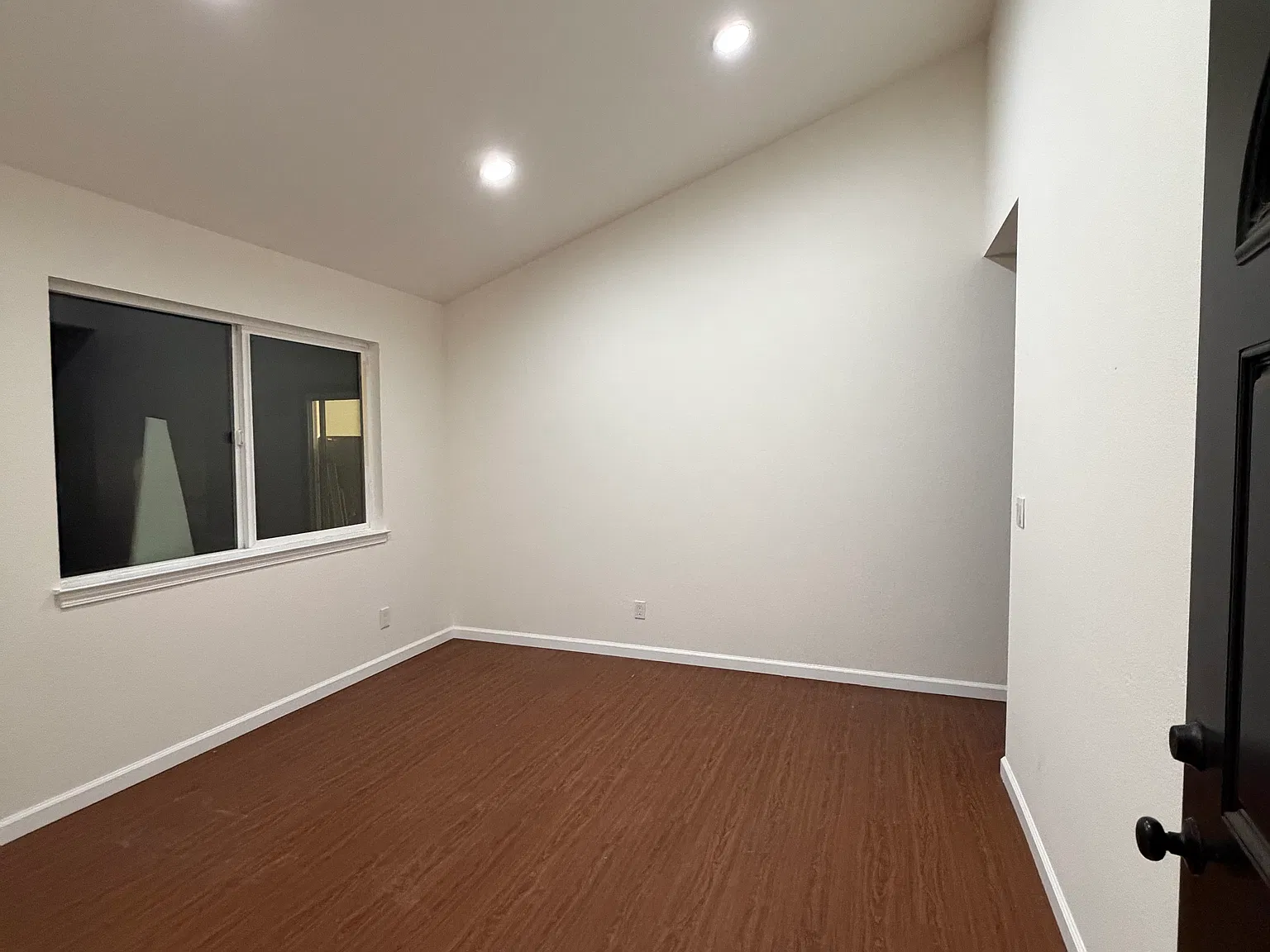 1 bed, 650 sqft, $2,900 — Photo 2