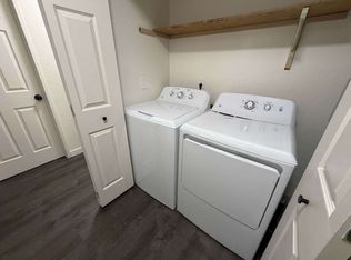 2831 SW Dolph Ct APT 2, Portland, OR 97219