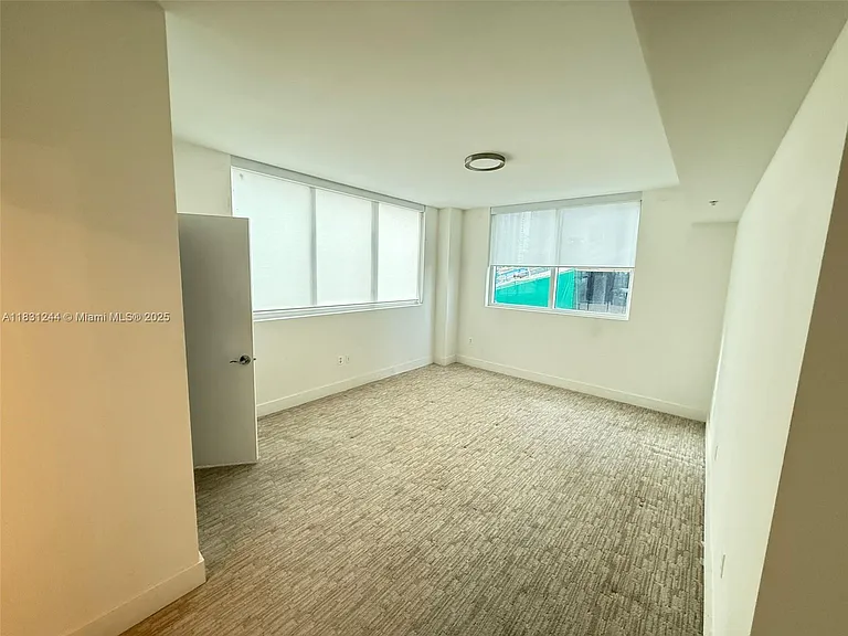 244 Biscayne Blvd #908 — Photo 10