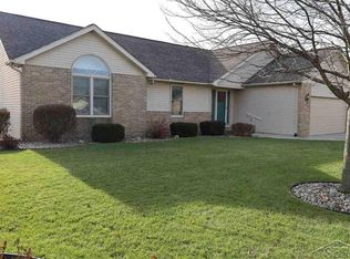 5843 Willowbrook Dr, Saginaw, MI 48638