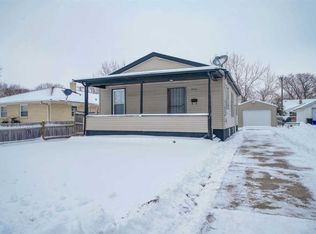 3023 Garfield Dr, Rockford, IL 61101