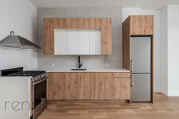 Rented by Rennit Inc. | media 36