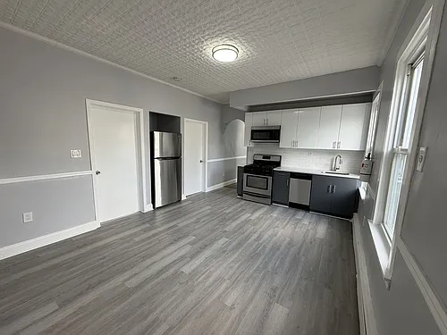 105 23rd Ave Photo 1