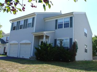 12 Manley Rd, Pennington, NJ 08534