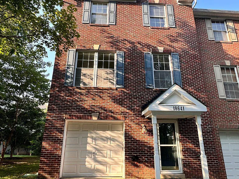 18641 Autumn Mist Dr — Photo 1