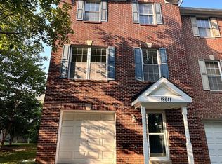 18641 Autumn Mist Dr, Gaithersburg, MD 20874