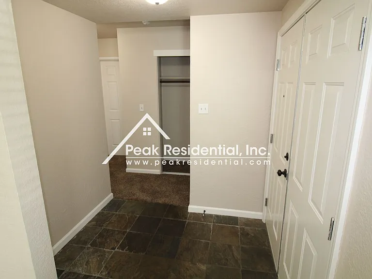 7409 Cushman Ct — Photo 8