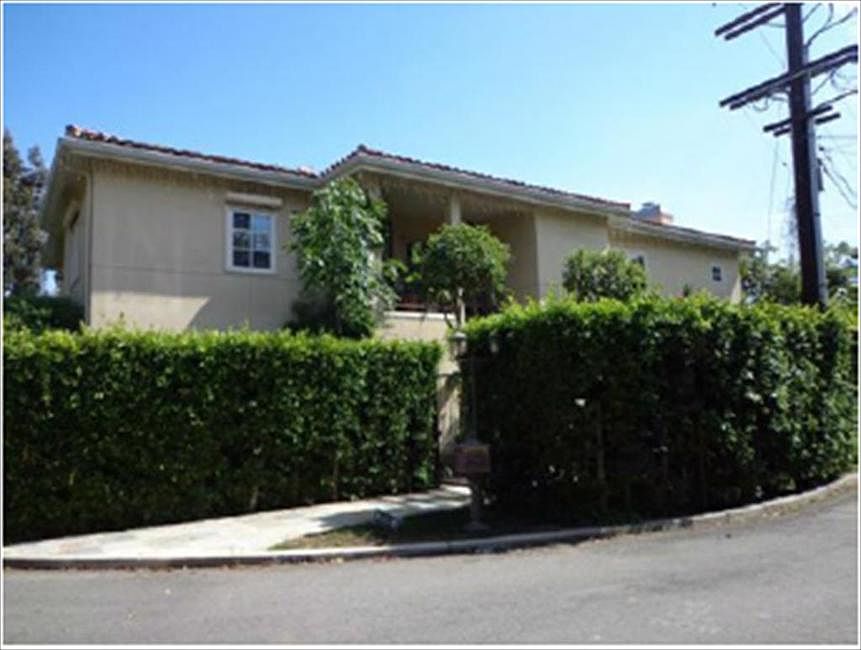 1st image of 2505 Canyon Oak Dr