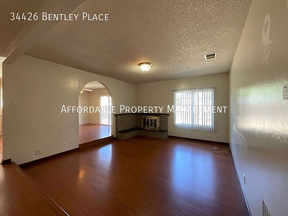 4th image of 34426 Bentley Pl