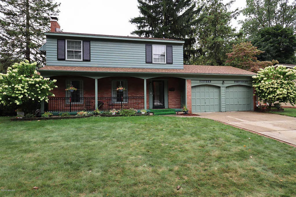 1648 Adams St SE photo 1