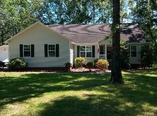 102 Winchester Ln, New Bern, NC 28562
