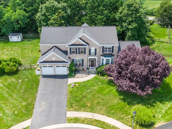 8 Peacock Pl, Newark, DE 19711