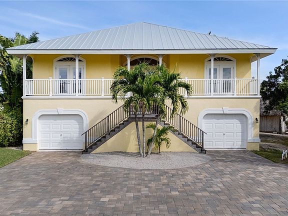 2nd image of 6106 Plumosa Ave