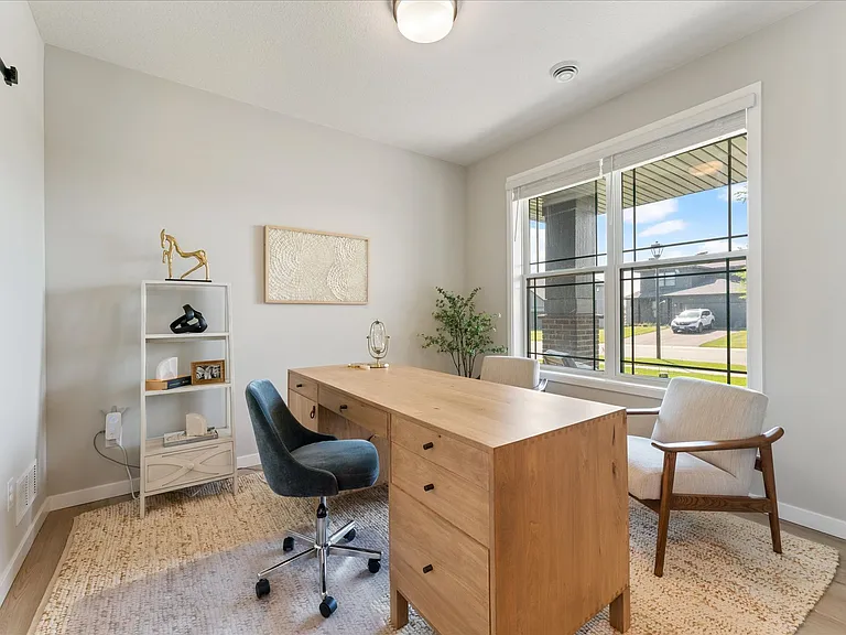 Acclaim of Woodbury Modern Living, Thoughtfully Designed — Photo 13