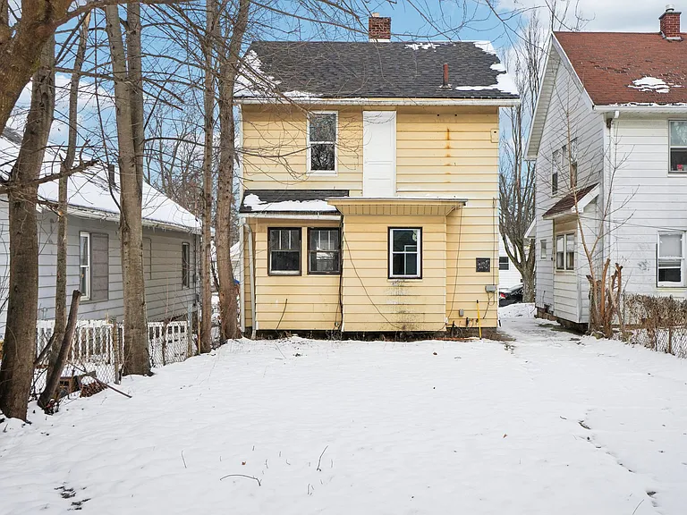 1821 Talbot St — Photo 19