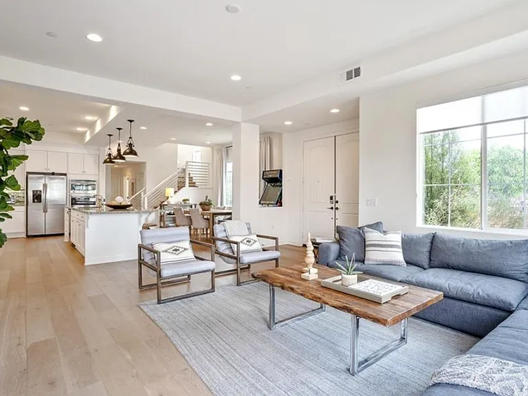 20911 S Normandie Ave — Photo 24