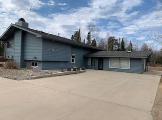 6277 Red Pine Dr, Gilbert, MN 55741