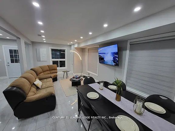 4th image of 5595 Wesley Pl