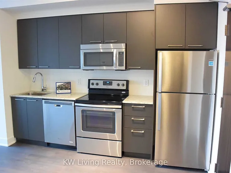 88 Sheppard Ave E #501 — Photo 8